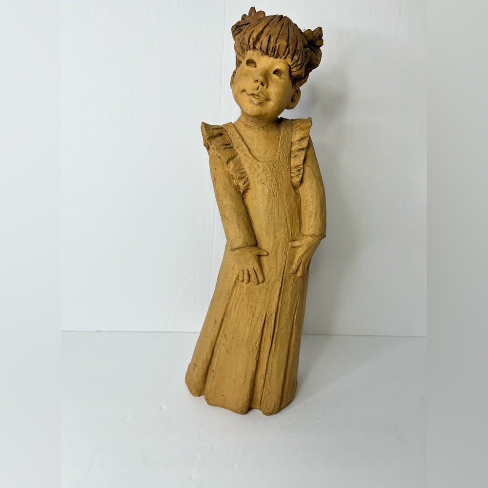 Lee Bortin Originals Girl Sculpture Statue Signed 12" Tall Vintage.‎